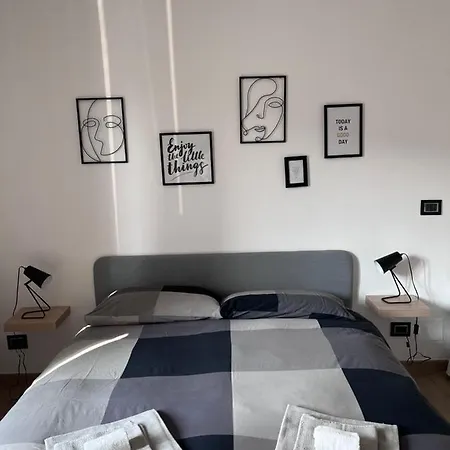 Le Stanze Di Alicam Bed & Breakfast Arona